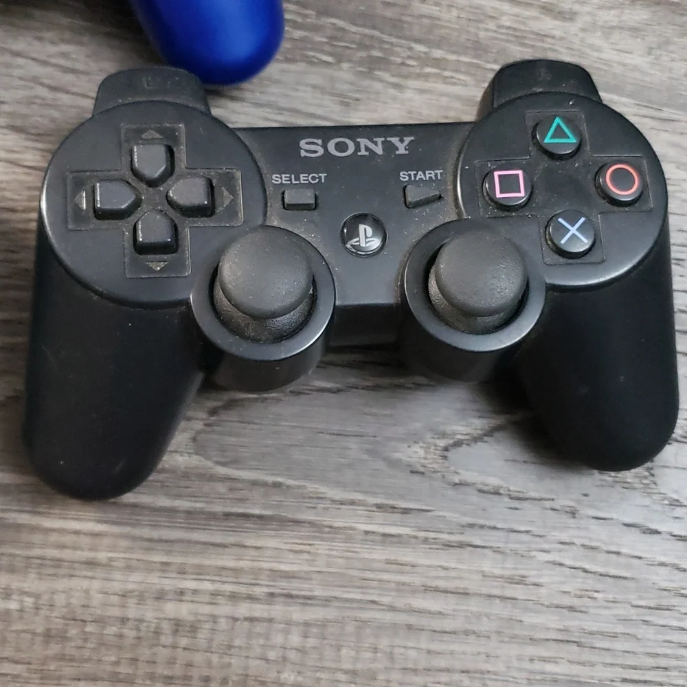 PLAYSTATION 3 BUNDLE (no system included)